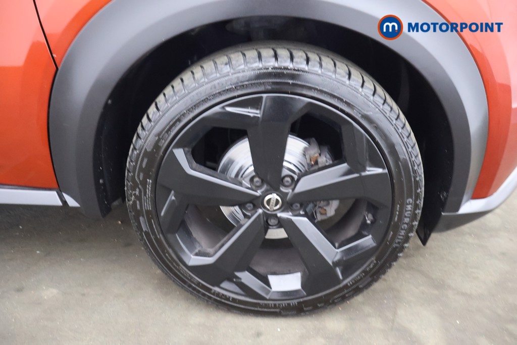 Nissan Juke Tekna Manual Petrol SUV - Stock Number (1632947) - 21st supplementary image