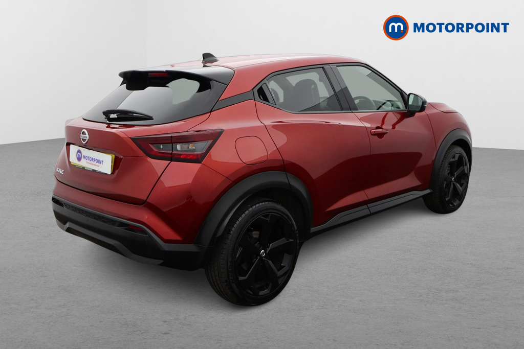 Nissan Juke Tekna Manual Petrol SUV - Stock Number (1632947) - Drivers side rear corner
