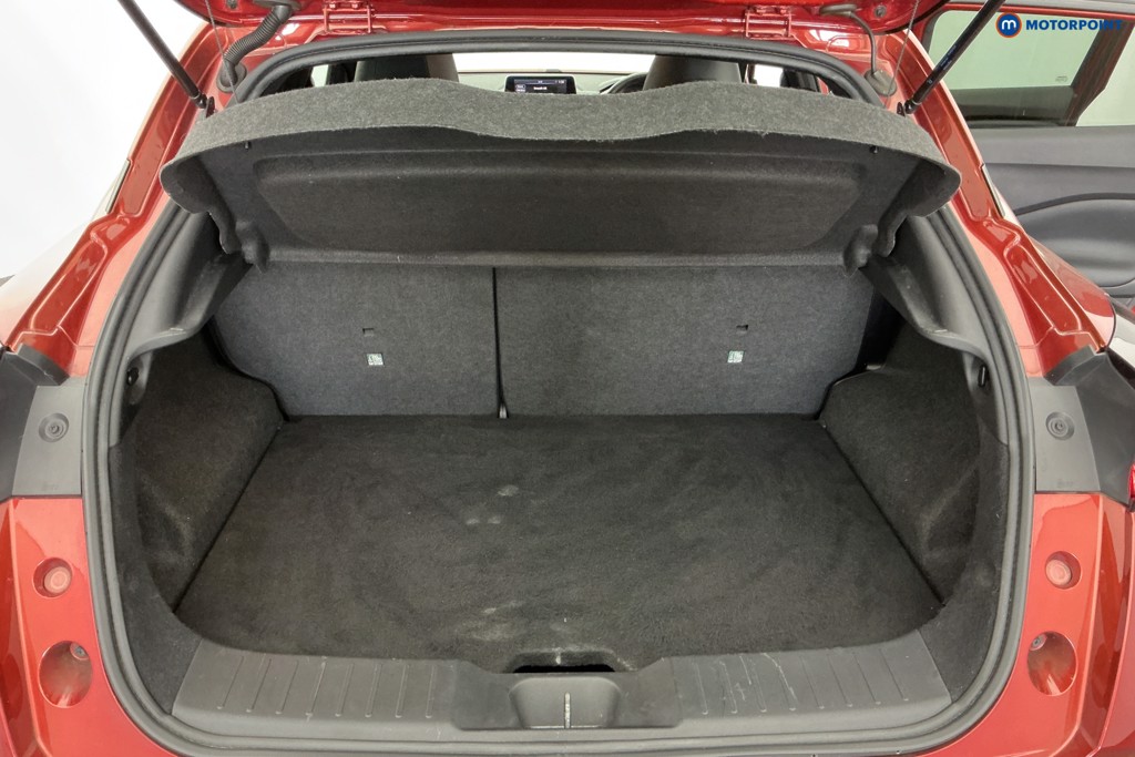 Nissan Juke N-Connecta Automatic Petrol SUV - Stock Number (1632950) - 4th supplementary image