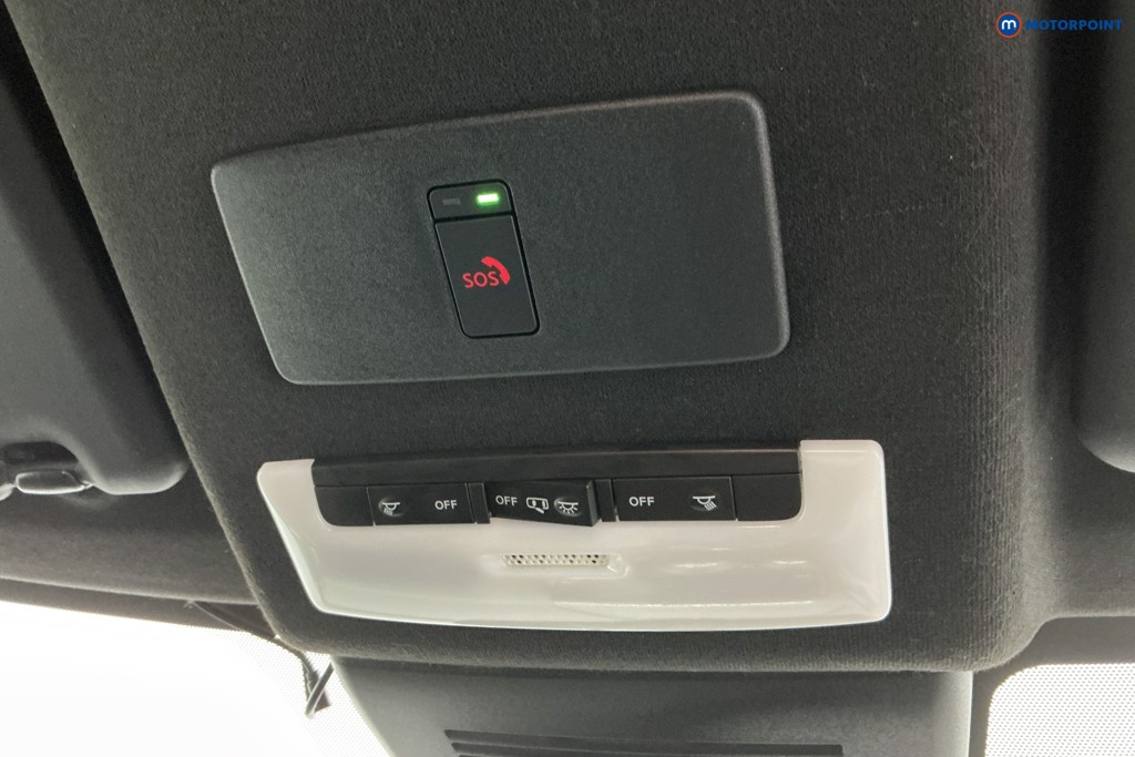 Nissan Juke N-Connecta Automatic Petrol SUV - Stock Number (1632950) - 15th supplementary image