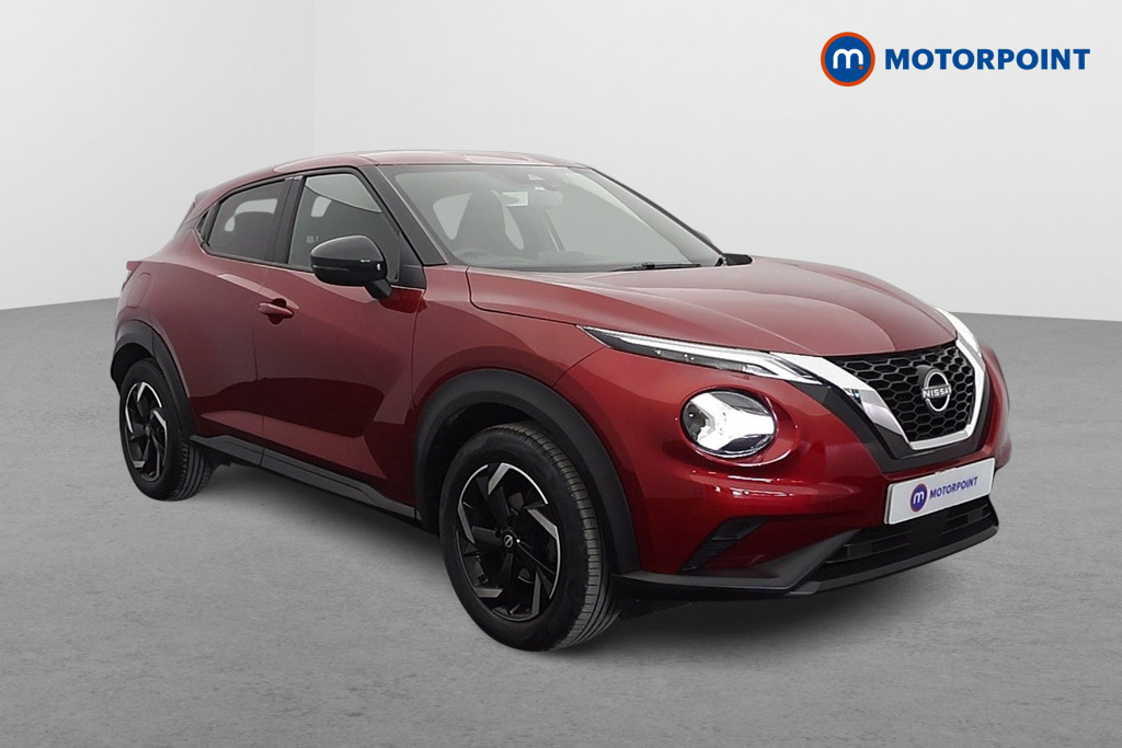 Nissan Juke N-Connecta Automatic Petrol SUV - Stock Number (1632950) - Drivers side front corner