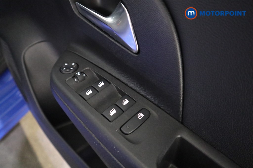 Vauxhall Corsa Elite Nav Premium Manual Petrol Hatchback - Stock Number (1633756) - 14th supplementary image