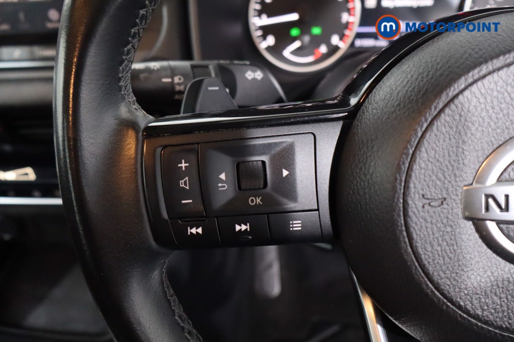 Nissan Qashqai Acenta Premium Automatic Petrol SUV - Stock Number (1634242) - 7th supplementary image