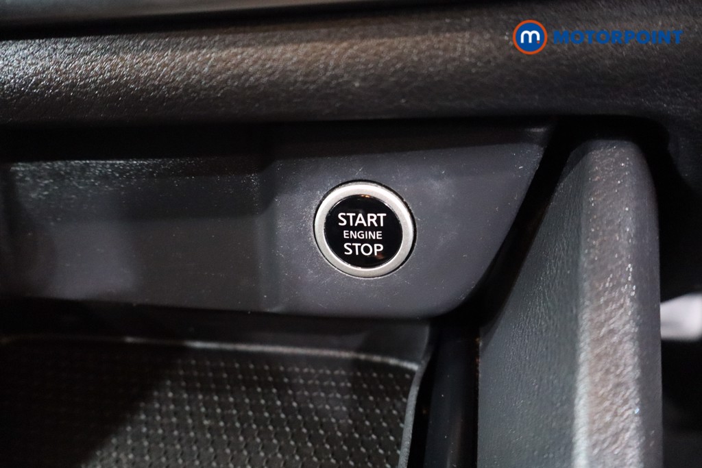 Nissan Qashqai Acenta Premium Automatic Petrol SUV - Stock Number (1634242) - 22nd supplementary image