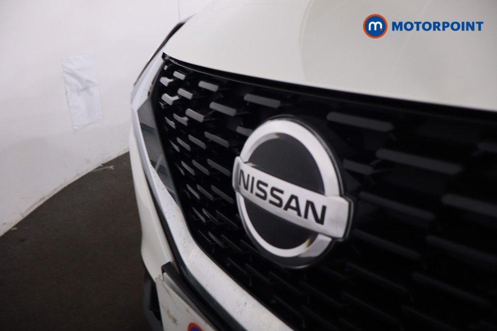 Nissan Qashqai Acenta Premium Automatic Petrol SUV - Stock Number (1634242) - 30th supplementary image