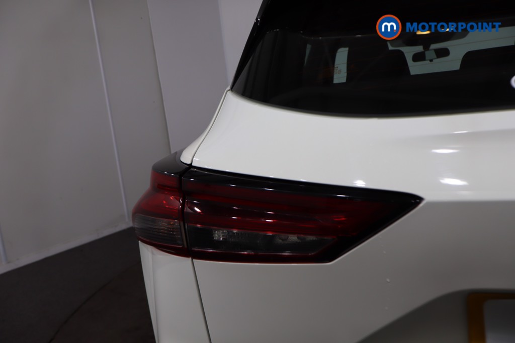 Nissan Qashqai Acenta Premium Automatic Petrol SUV - Stock Number (1634242) - 36th supplementary image