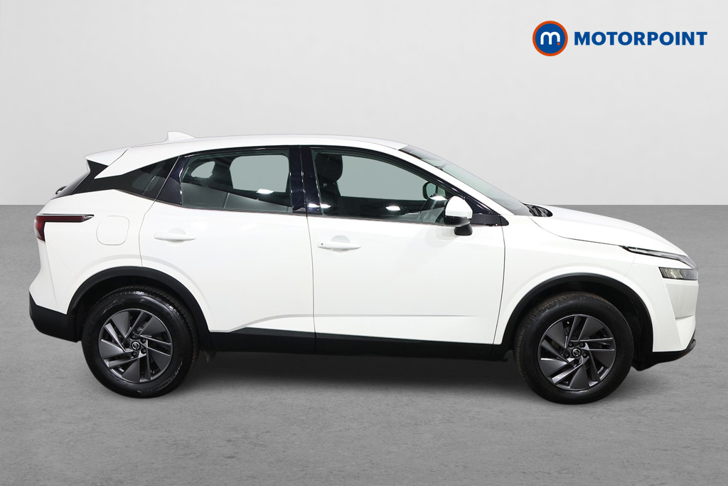 Nissan Qashqai Acenta Premium Automatic Petrol SUV - Stock Number (1634242) - Drivers side