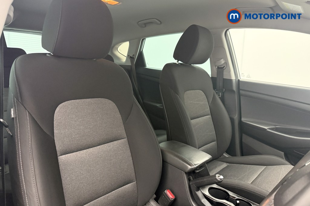 Hyundai Tucson Se Nav Manual Petrol SUV - Stock Number (1634326) - 6th supplementary image