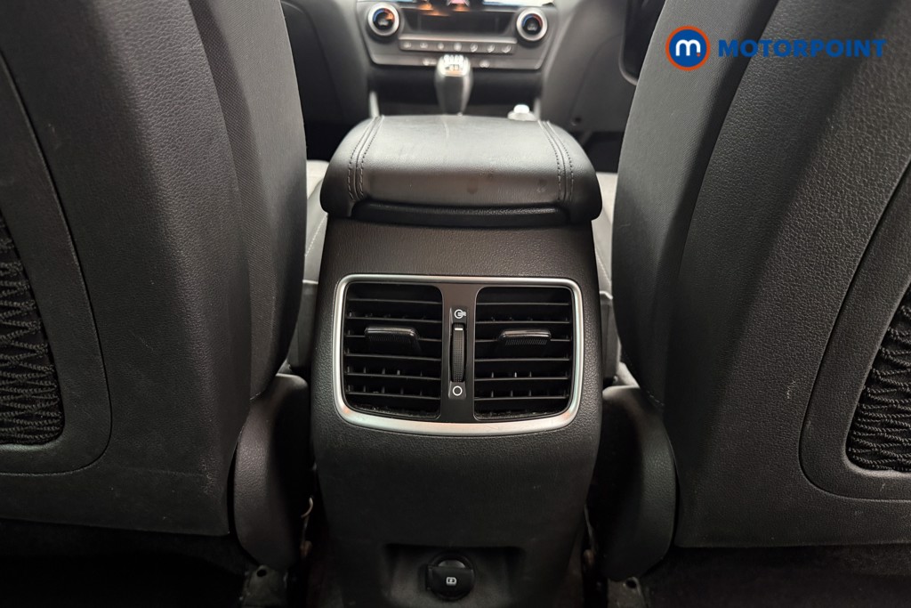 Hyundai Tucson Se Nav Manual Petrol SUV - Stock Number (1634326) - 21st supplementary image