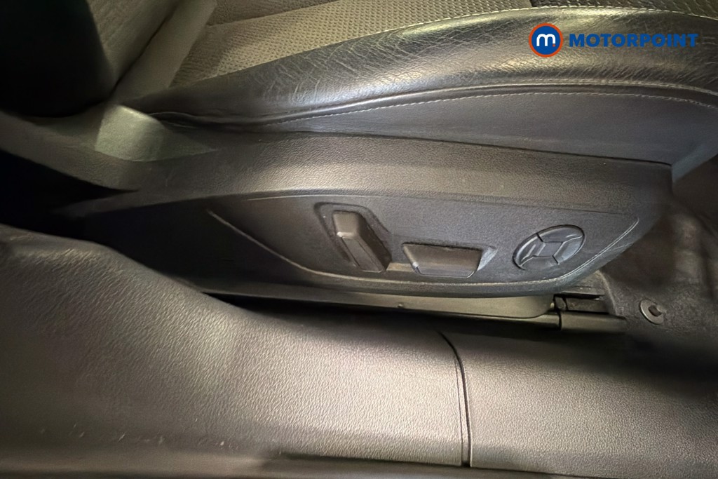 Audi A6 Black Edition Automatic Diesel Estate - Stock Number (1634491) - 25th supplementary image