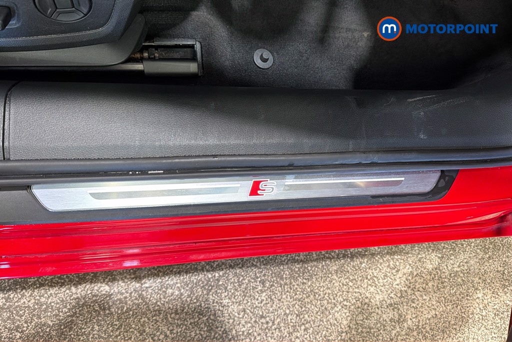 Audi A6 Black Edition Automatic Diesel Estate - Stock Number (1634491) - 27th supplementary image