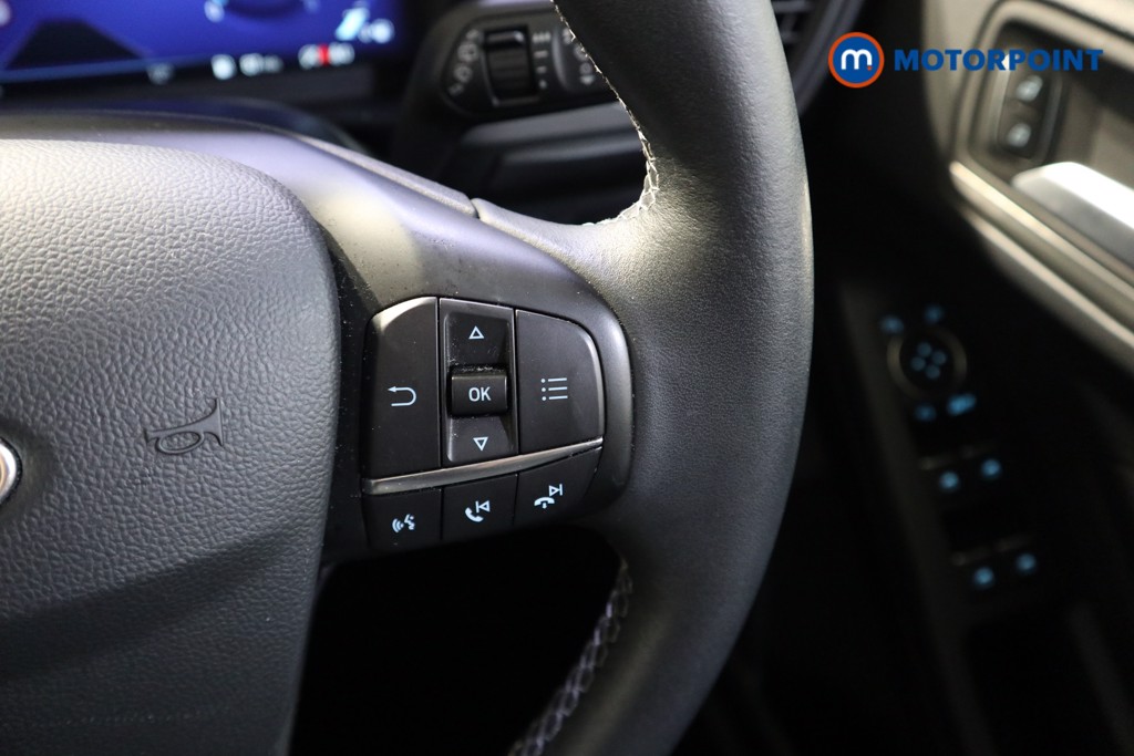 Ford Focus Titanium X Edition Manual Petrol Hatchback - Stock Number (1634797) - 4th supplementary image