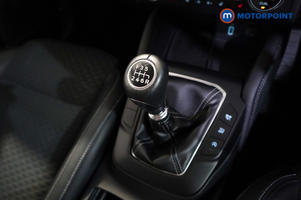Ford Focus Titanium X Edition Manual Petrol Hatchback - Stock Number (1634797) - 12th supplementary image