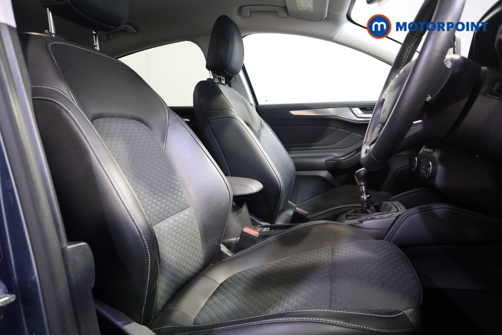 Ford Focus Titanium X Edition Manual Petrol Hatchback - Stock Number (1634797) - 19th supplementary image