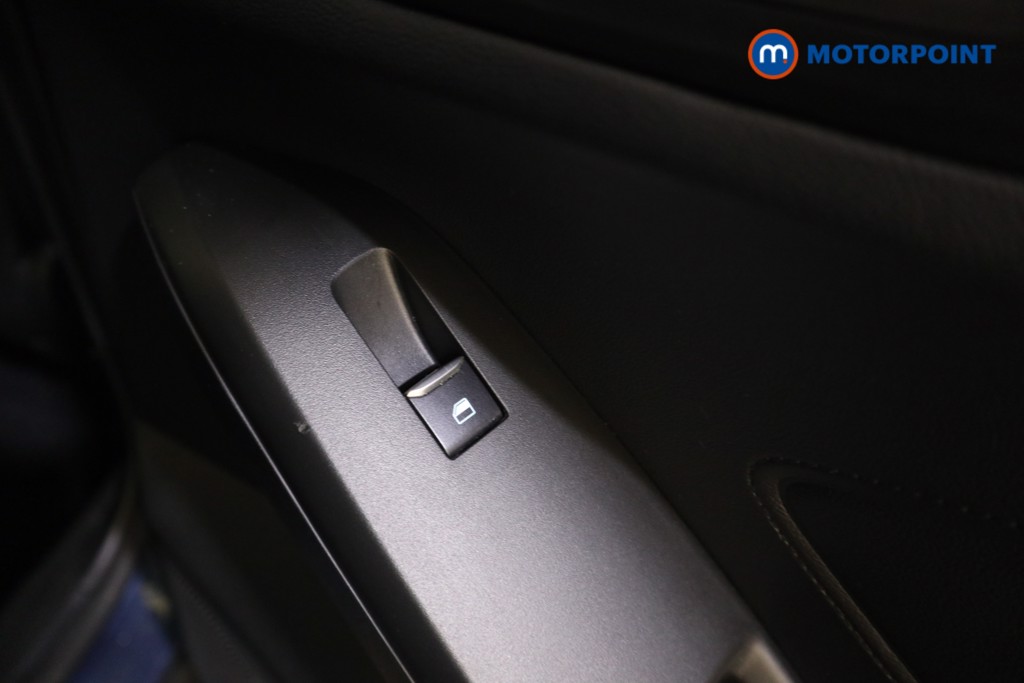 Ford Focus Titanium X Edition Manual Petrol Hatchback - Stock Number (1634797) - 23rd supplementary image