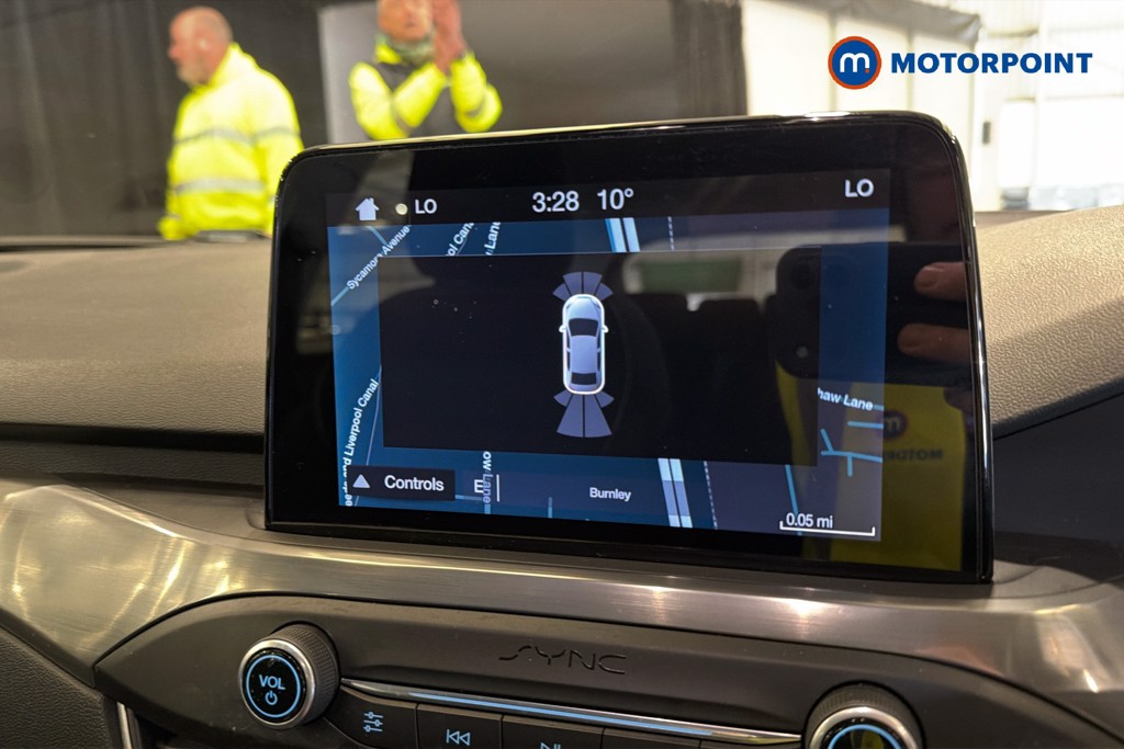 Ford Focus Titanium Manual Petrol Hatchback - Stock Number (1635111) - 13th supplementary image