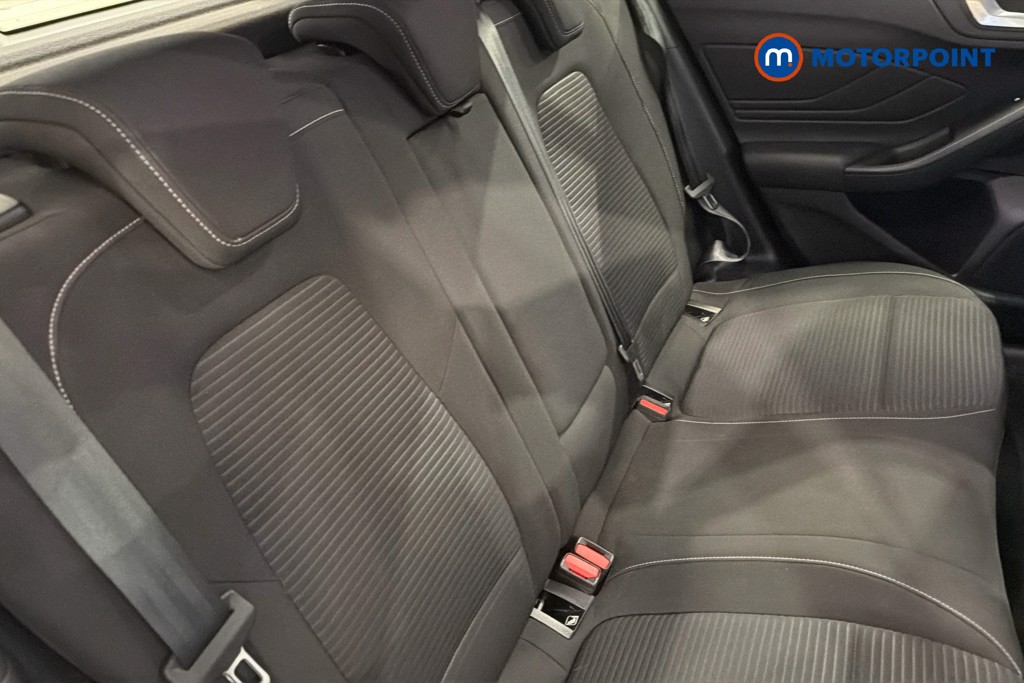 Ford Focus Titanium Manual Petrol Hatchback - Stock Number (1635111) - 28th supplementary image