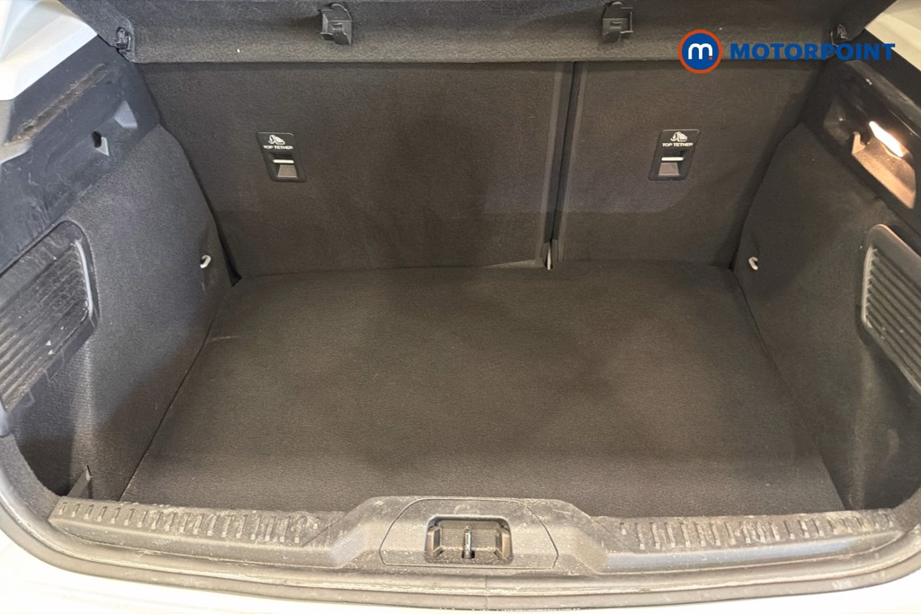 Ford Focus Titanium Manual Petrol Hatchback - Stock Number (1635111) - 33rd supplementary image