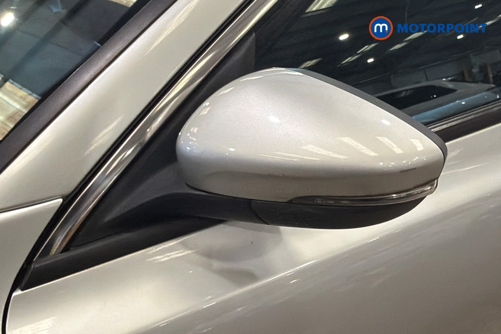 Ford Focus Titanium Manual Petrol Hatchback - Stock Number (1635111) - 43rd supplementary image