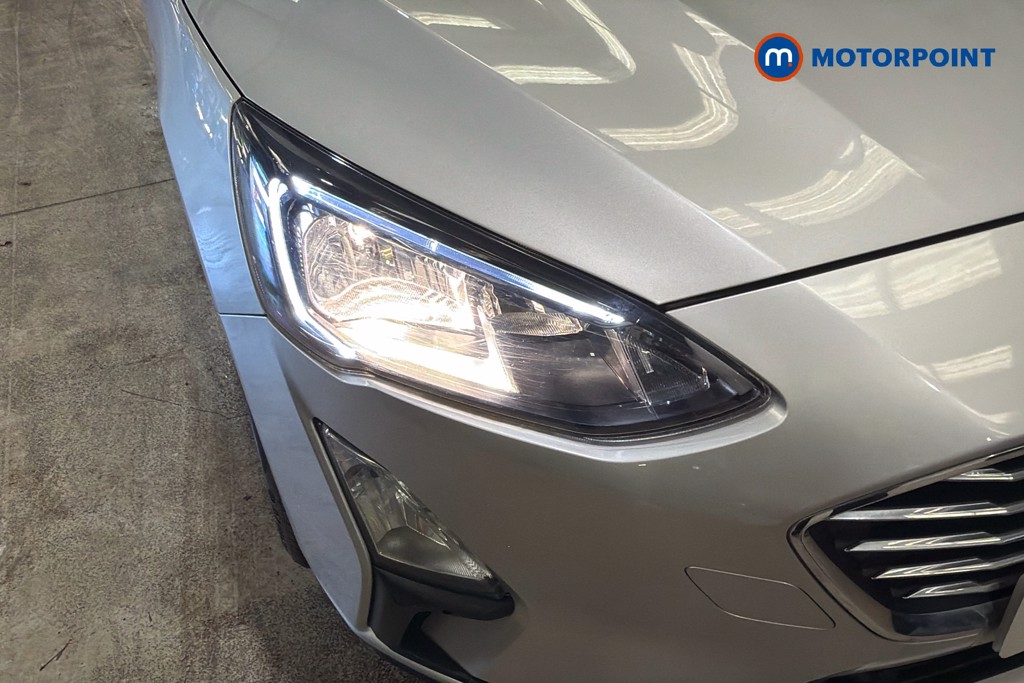 Ford Focus Titanium Manual Petrol Hatchback - Stock Number (1635111) - 44th supplementary image