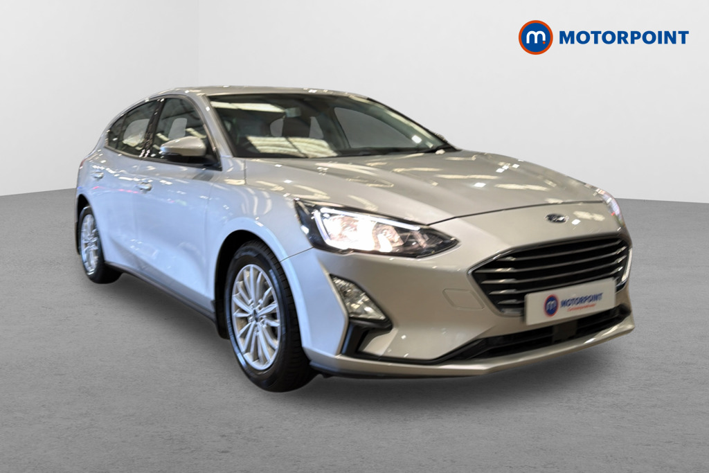 Ford Focus Titanium Manual Petrol Hatchback - Stock Number (1635111) - Drivers side front corner