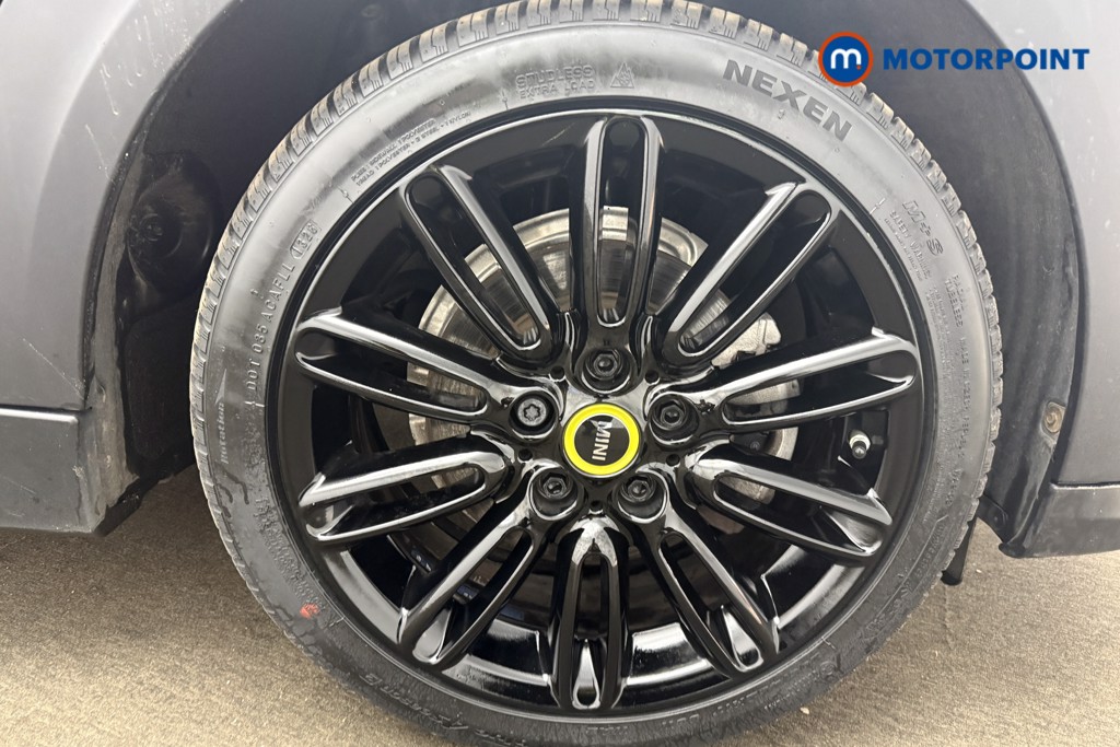 Mini Hatchback Cooper S Level 2 Automatic Electric Hatchback - Stock Number (1635265) - 4th supplementary image