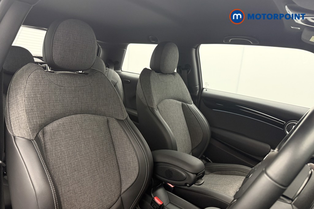 Mini Hatchback Cooper S Level 2 Automatic Electric Hatchback - Stock Number (1635265) - 6th supplementary image