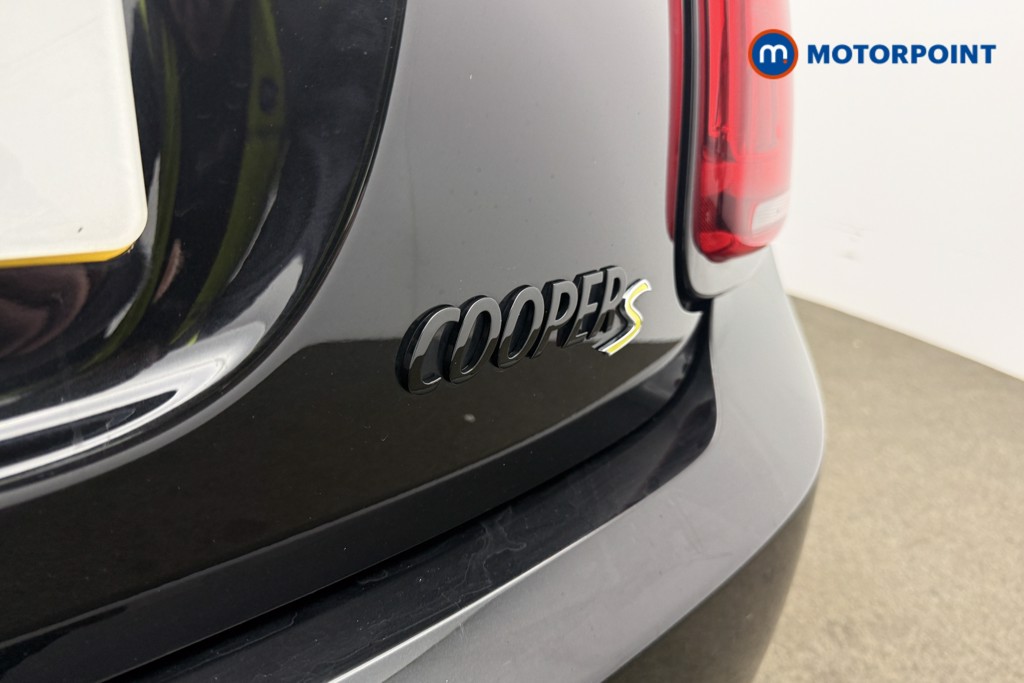 Mini Hatchback Cooper S Level 2 Automatic Electric Hatchback - Stock Number (1635265) - 14th supplementary image