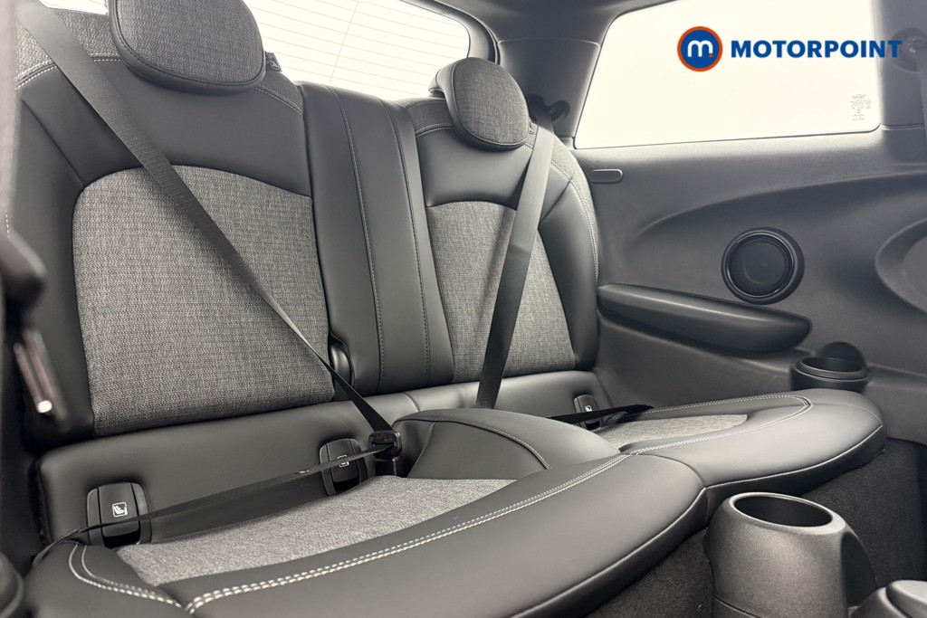 Mini Hatchback Cooper S Level 2 Automatic Electric Hatchback - Stock Number (1635265) - 18th supplementary image