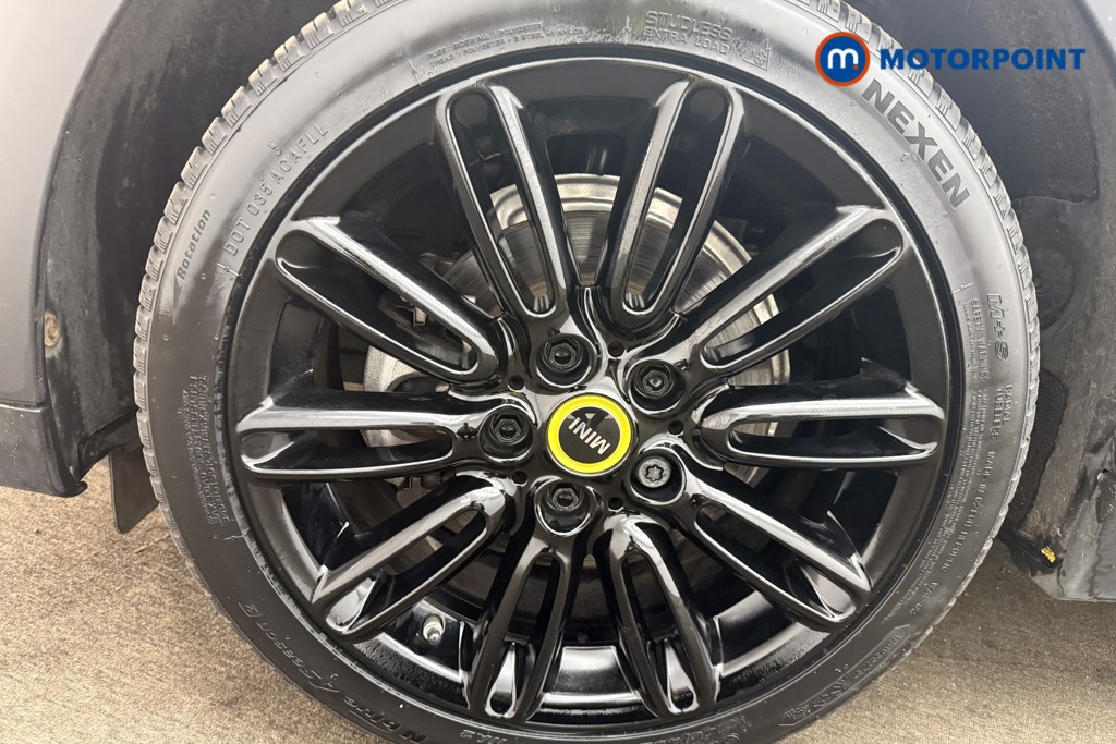 Mini Hatchback Cooper S Level 2 Automatic Electric Hatchback - Stock Number (1635265) - 1st supplementary image