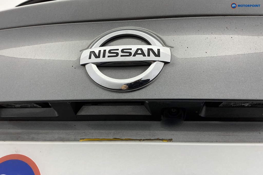 Nissan Qashqai N-Connecta Automatic Petrol SUV - Stock Number (1635325) - 36th supplementary image