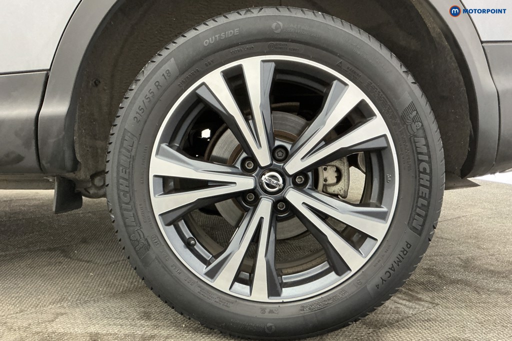Nissan Qashqai N-Connecta Automatic Petrol SUV - Stock Number (1635325) - 39th supplementary image