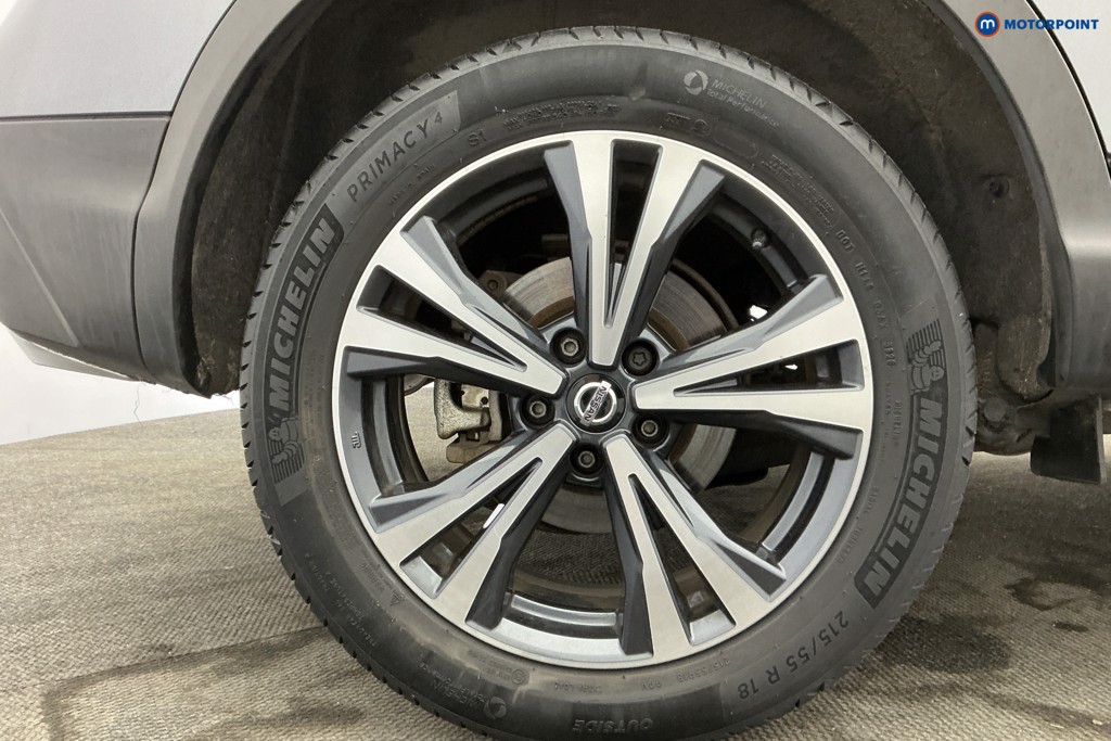 Nissan Qashqai N-Connecta Automatic Petrol SUV - Stock Number (1635325) - 40th supplementary image