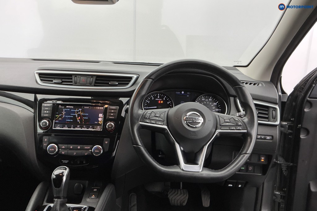 Nissan Qashqai N-Connecta Automatic Petrol SUV - Stock Number (1635325) - 1st supplementary image