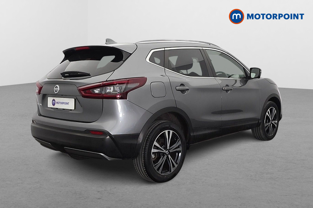 Nissan Qashqai N-Connecta Automatic Petrol SUV - Stock Number (1635325) - Drivers side rear corner