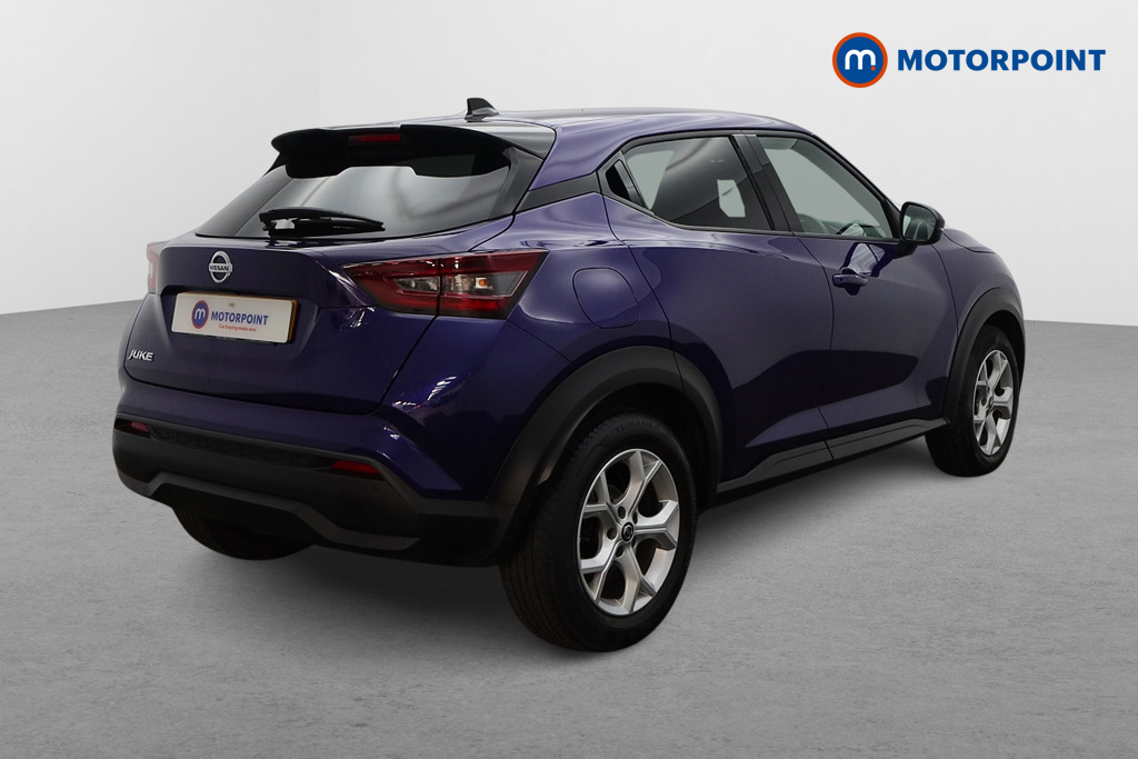Nissan Juke N-Connecta Manual Petrol SUV - Stock Number (1635585) - Drivers side rear corner