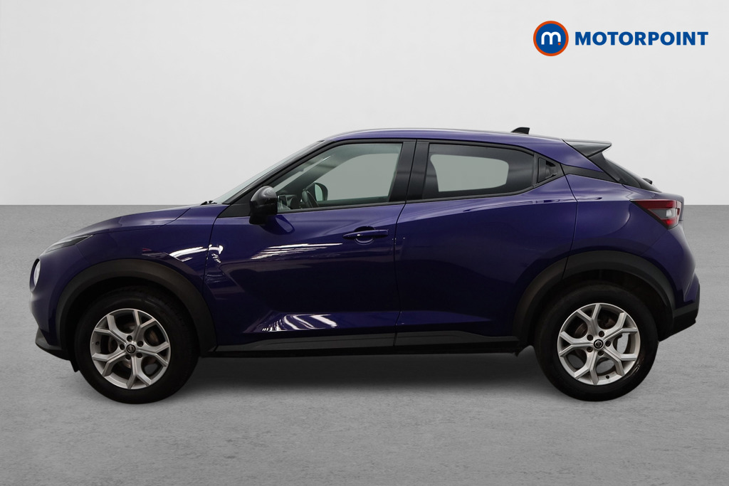 Nissan Juke N-Connecta Manual Petrol SUV - Stock Number (1635585) - Passenger side