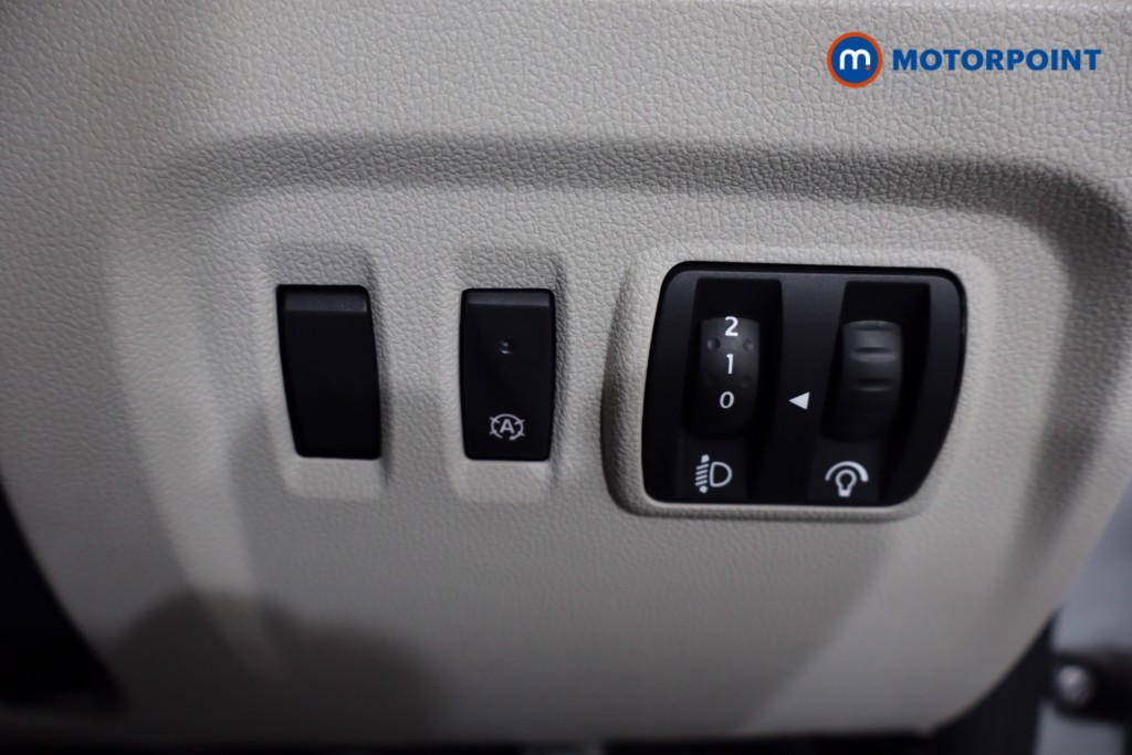 Renault Captur Gt Line Manual Diesel SUV - Stock Number (1635613) - 17th supplementary image