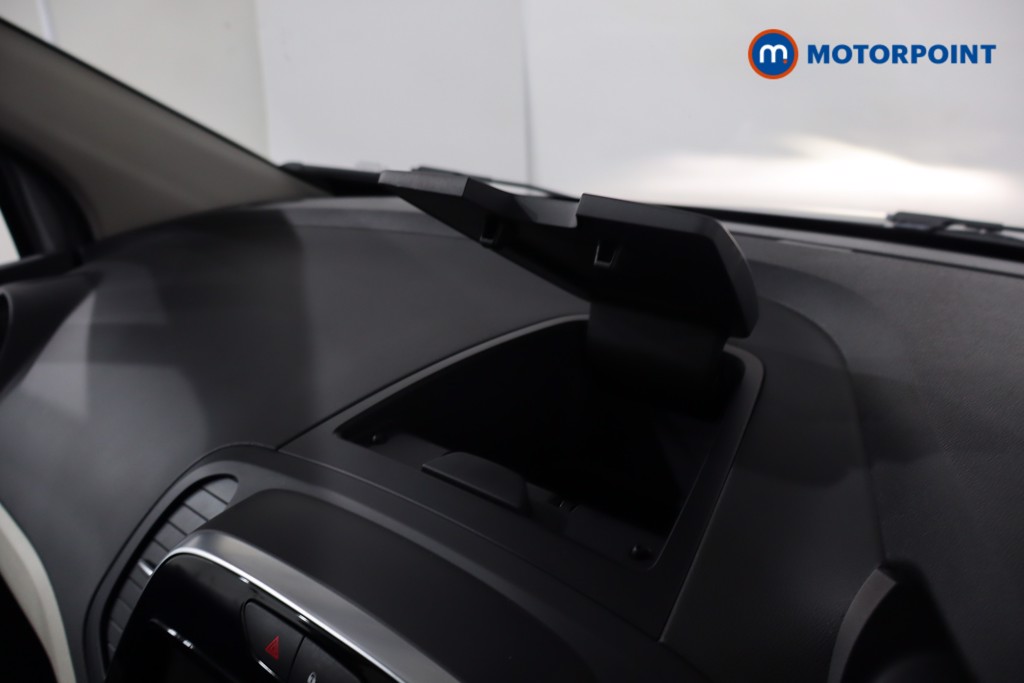Renault Captur Gt Line Manual Diesel SUV - Stock Number (1635613) - 18th supplementary image