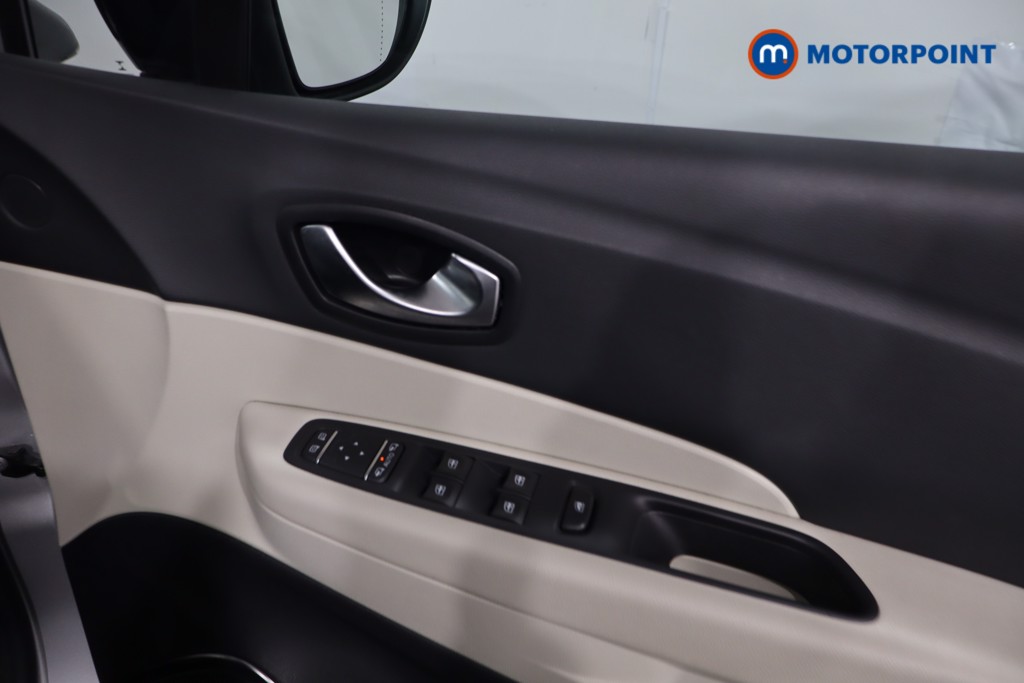 Renault Captur Gt Line Manual Diesel SUV - Stock Number (1635613) - 26th supplementary image