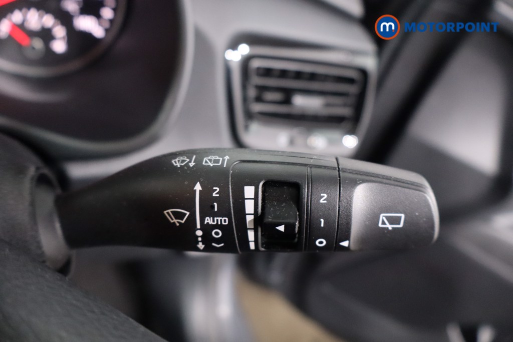 KIA RIO 3 Automatic Petrol Hatchback - Stock Number (1635659) - 15th supplementary image