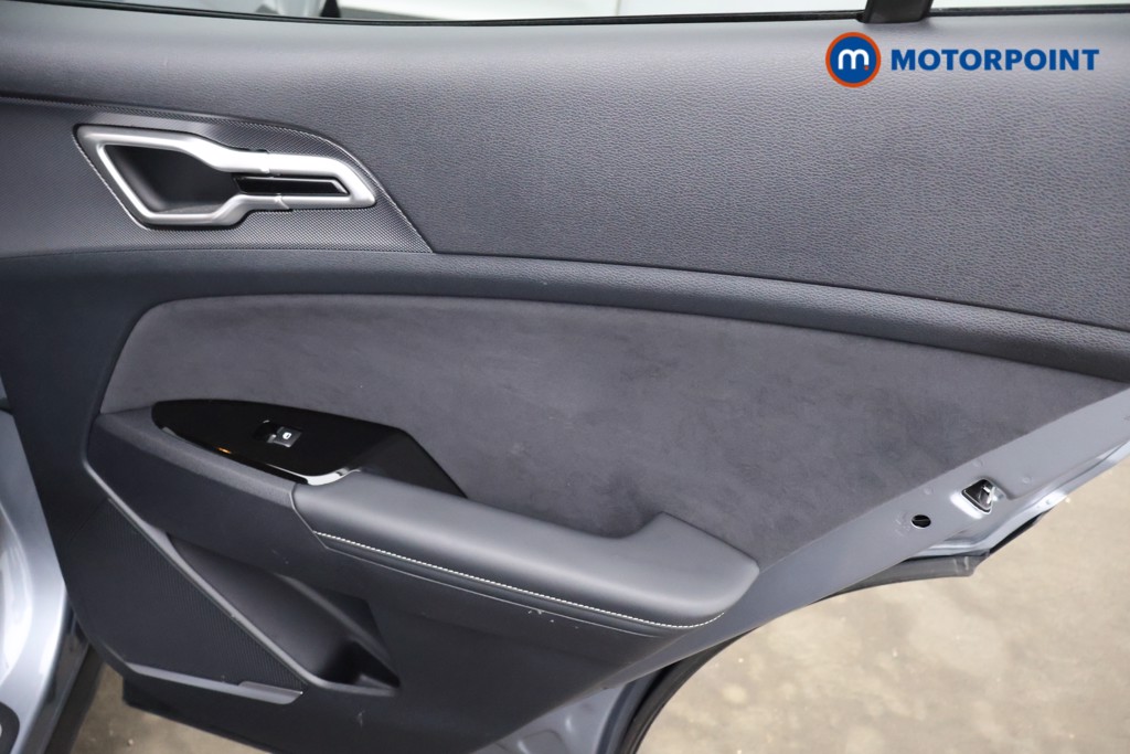 KIA Sportage Gt-Line Automatic Petrol-Electric Hybrid SUV - Stock Number (1635735) - 16th supplementary image