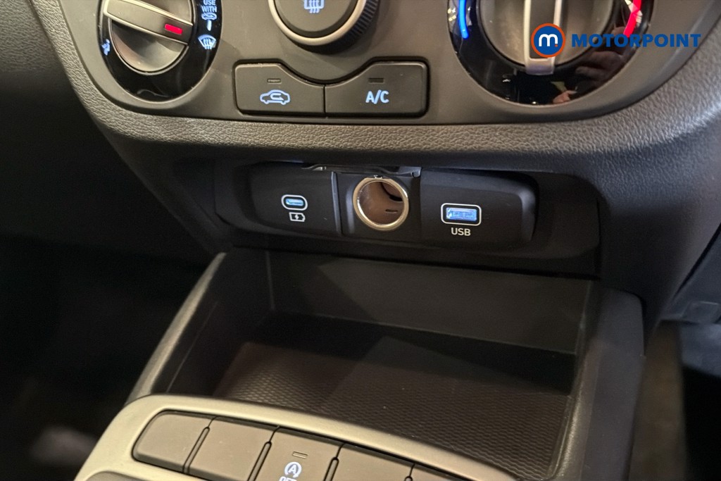 Hyundai I10 Advance Automatic Petrol Hatchback - Stock Number (1635968) - 17th supplementary image