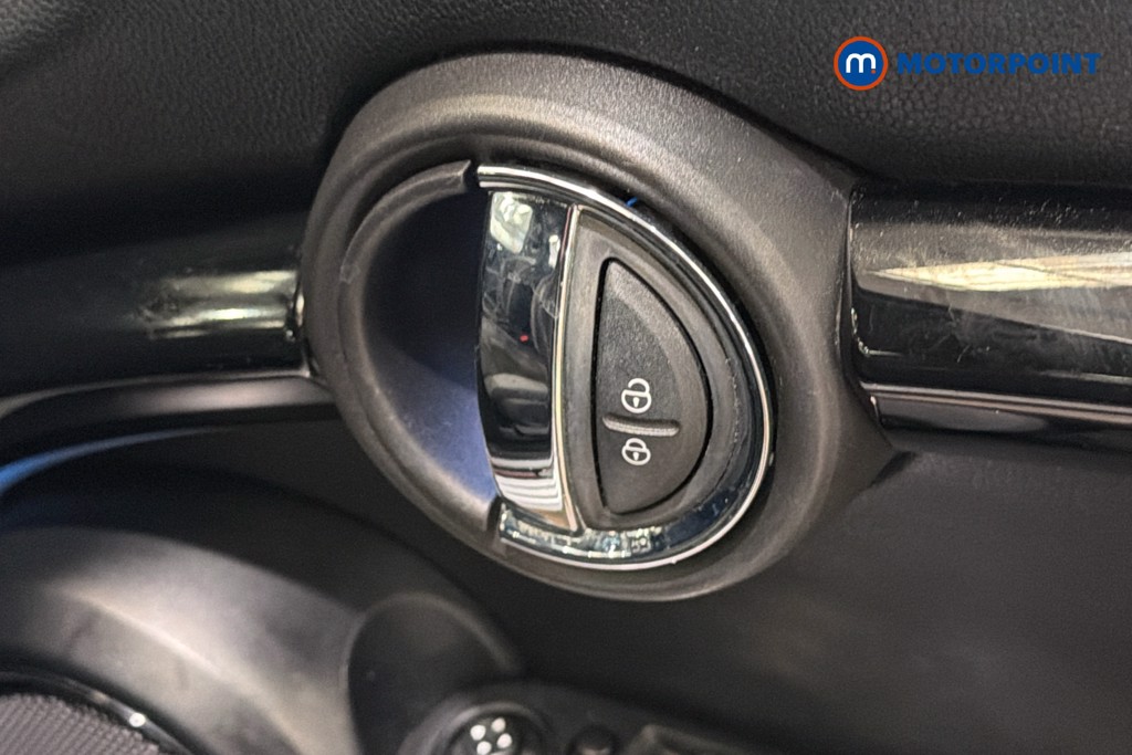Mini Hatchback Cooper S Sport Manual Petrol Hatchback - Stock Number (1636095) - 42nd supplementary image