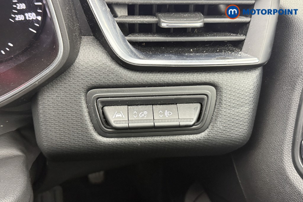Renault Clio Iconic Manual Petrol Hatchback - Stock Number (1636145) - 10th supplementary image