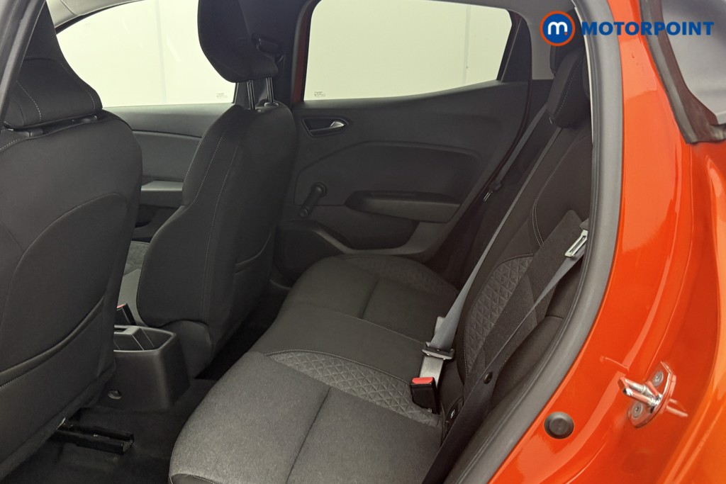 Renault Clio Iconic Manual Petrol Hatchback - Stock Number (1636145) - 21st supplementary image