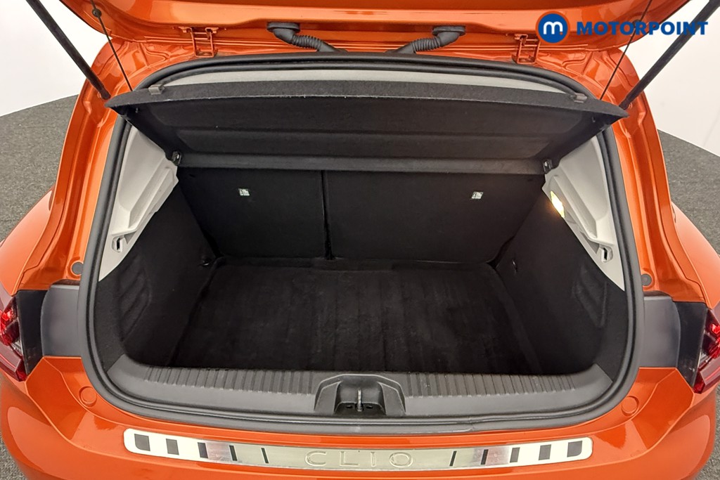 Renault Clio Iconic Manual Petrol Hatchback - Stock Number (1636145) - 24th supplementary image