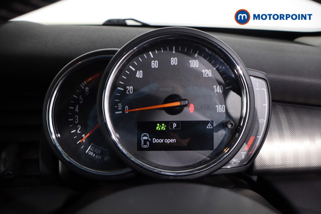 Mini Hatchback Cooper Exclusive Automatic Petrol Hatchback - Stock Number (1636218) - 16th supplementary image