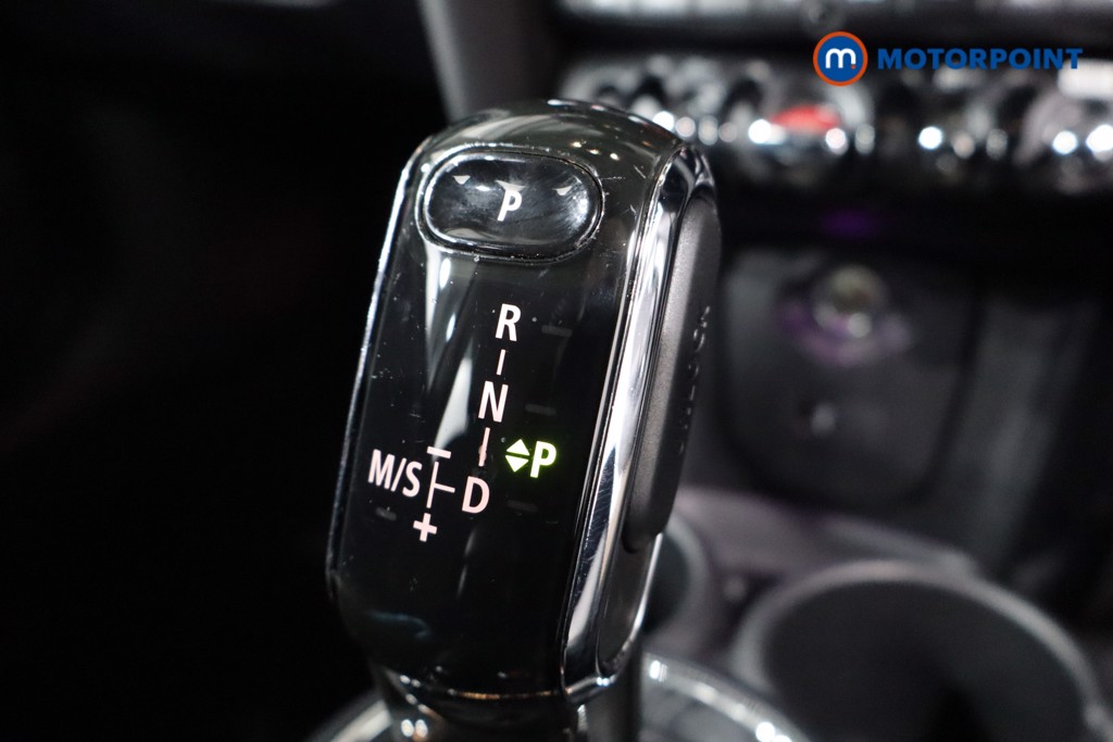 Mini Hatchback Cooper Exclusive Automatic Petrol Hatchback - Stock Number (1636218) - 22nd supplementary image