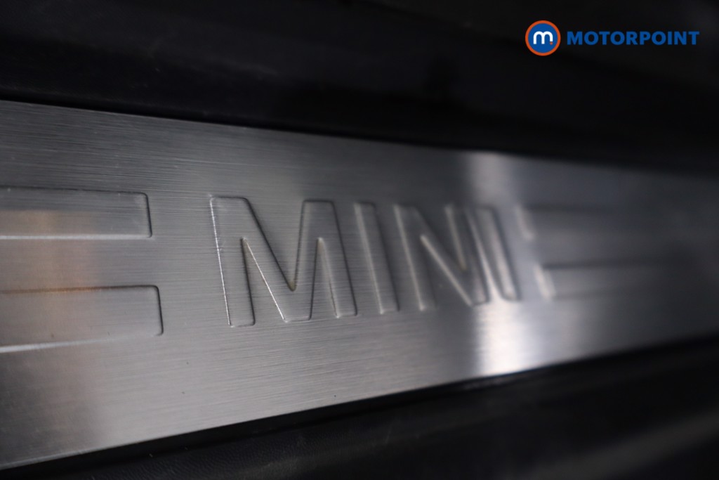 Mini Hatchback Cooper Exclusive Automatic Petrol Hatchback - Stock Number (1636218) - 24th supplementary image